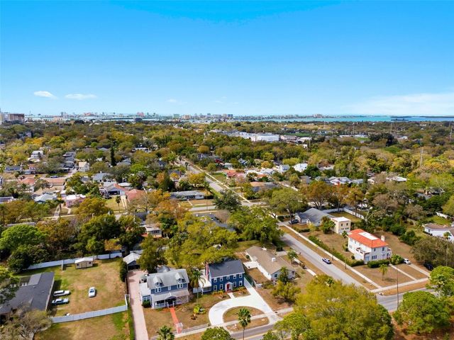 320 N BETTY LANE, Clearwater, FL 33755