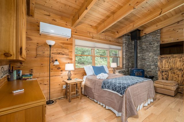 83 Riverview, Blue Ridge, GA 30513