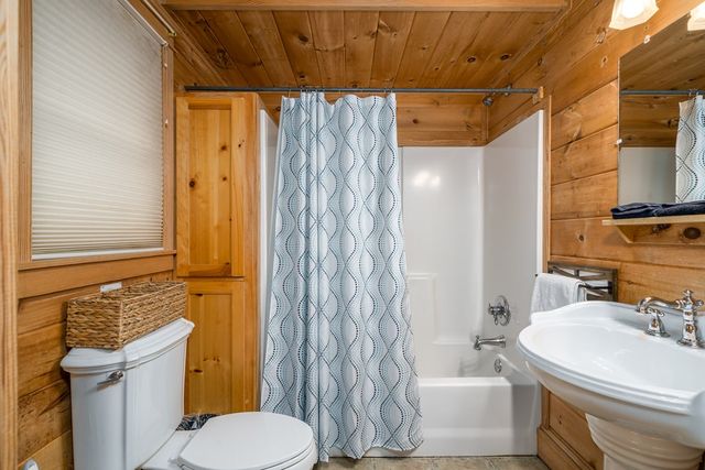 83 Riverview, Blue Ridge, GA 30513