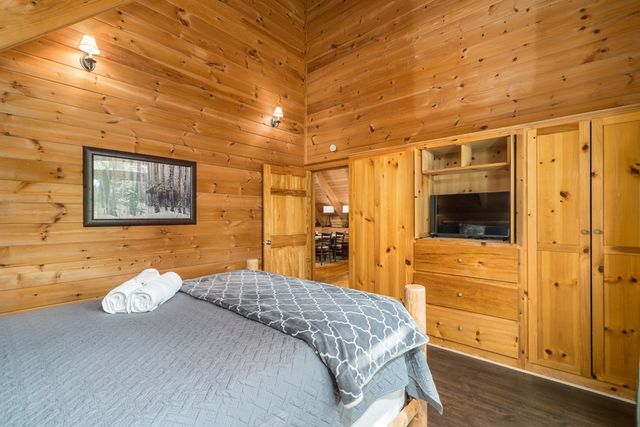 83 Riverview, Blue Ridge, GA 30513