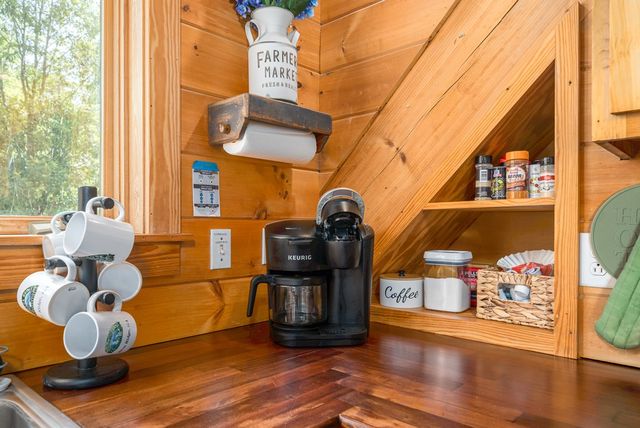 83 Riverview, Blue Ridge, GA 30513