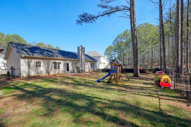 56 Greatwood Drive, White, GA 30184