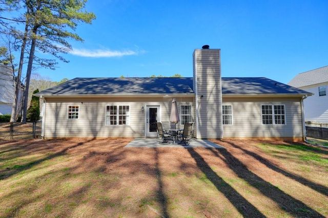 56 Greatwood Drive, White, GA 30184