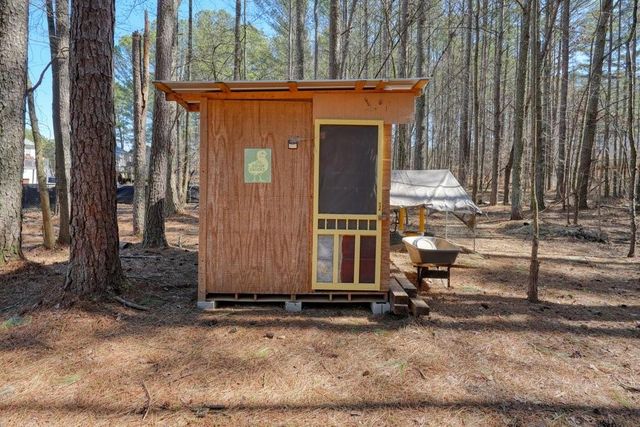 56 Greatwood Drive, White, GA 30184