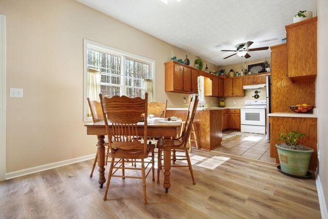 56 Greatwood Drive, White, GA 30184