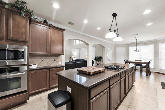 3015 Briarsage Lane, Pearland, TX 77581
