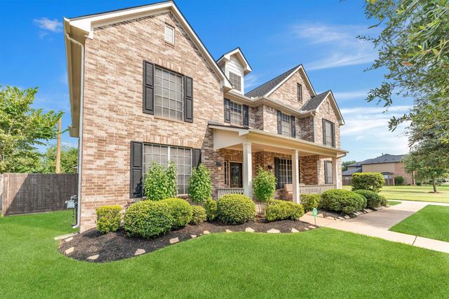 3015 Briarsage Lane, Pearland, TX 77581