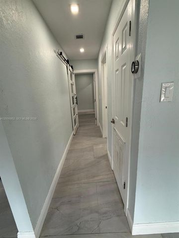 423 NW 32nd Pl A, Miami, FL 33125