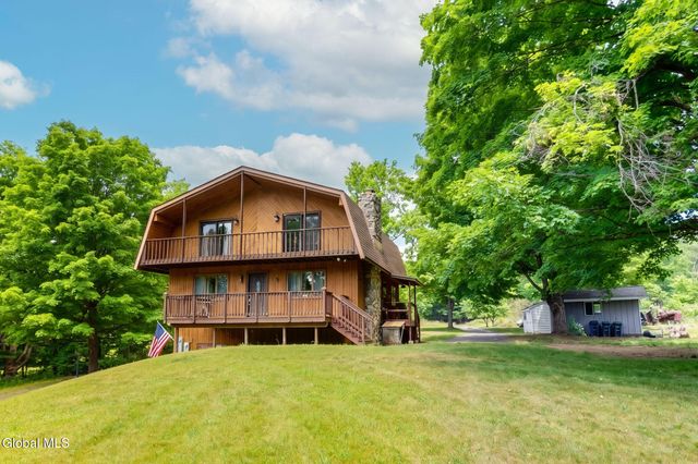 172 Palmer Road, East Greenbush, NY 12061