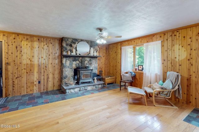 172 Palmer Road, East Greenbush, NY 12061