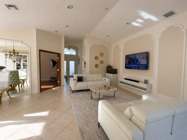 9576 Taormina Street, Lake Worth, FL 33467