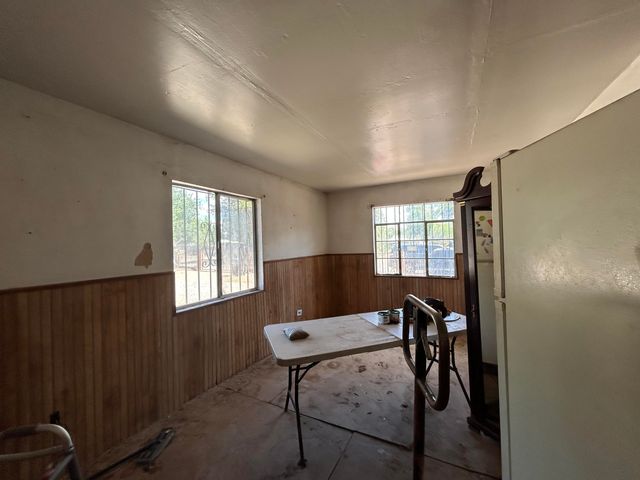 1709 Hooper Road SW, Albuquerque, NM 87105