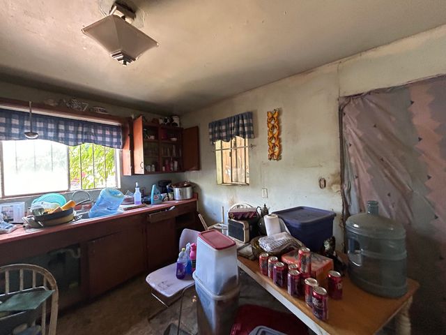 1709 Hooper Road SW, Albuquerque, NM 87105