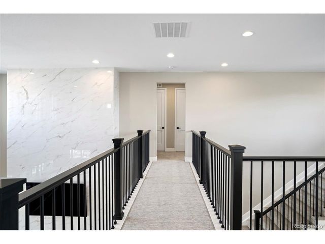 6955 Sunstrand Ct, Castle Pines, CO 80108