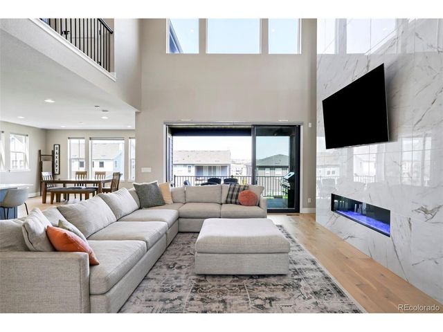 6955 Sunstrand Ct, Castle Pines, CO 80108