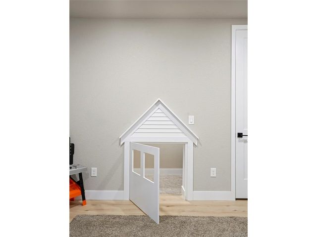 6955 Sunstrand Ct, Castle Pines, CO 80108