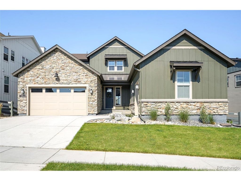 6955 Sunstrand Ct, Castle Pines, CO 80108