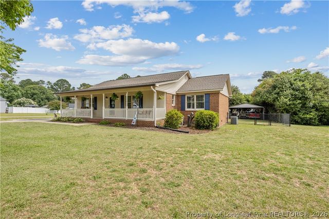 2204 Dunbar Drive, Sanford, NC 27332