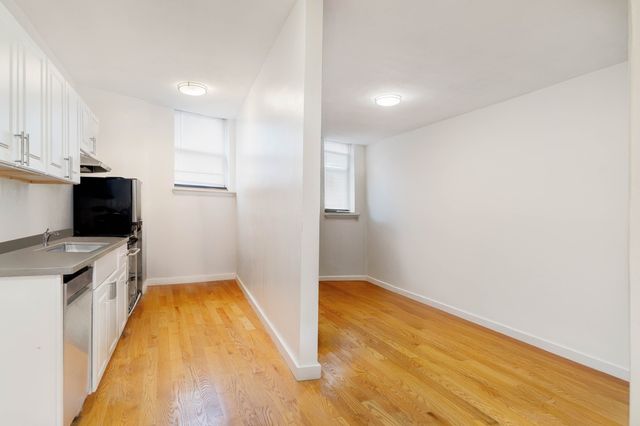 5 N Margin St 2, Boston, MA 02113