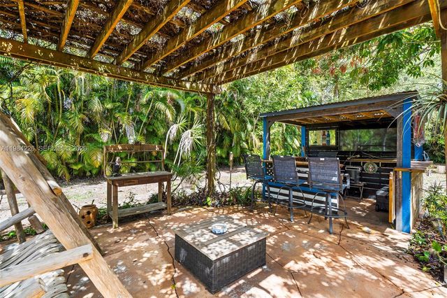 5026 Coconut Blvd, Palm Beach, FL 33411