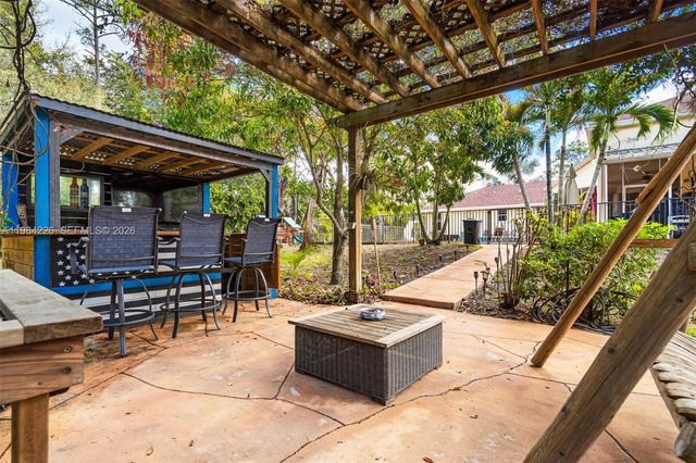 5026 Coconut Blvd, Palm Beach, FL 33411