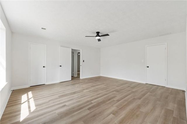 9383 Woodknoll Way, Jonesboro, GA 30238