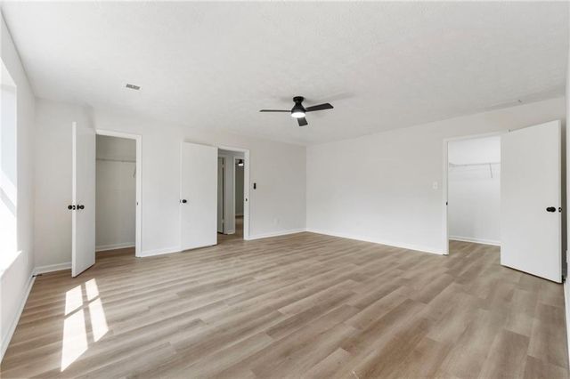 9383 Woodknoll Way, Jonesboro, GA 30238