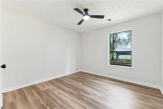 9383 Woodknoll Way, Jonesboro, GA 30238