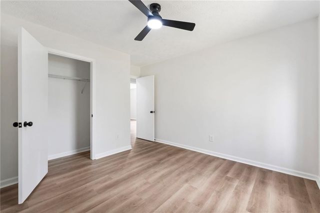 9383 Woodknoll Way, Jonesboro, GA 30238