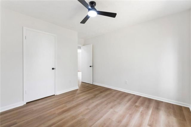 9383 Woodknoll Way, Jonesboro, GA 30238