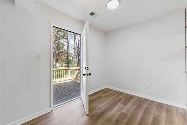 9383 Woodknoll Way, Jonesboro, GA 30238