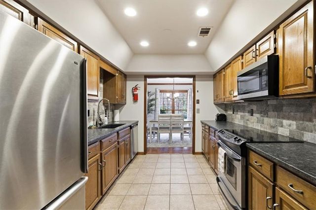 2970 Woodruff SE Drive, Smyrna, GA 30080