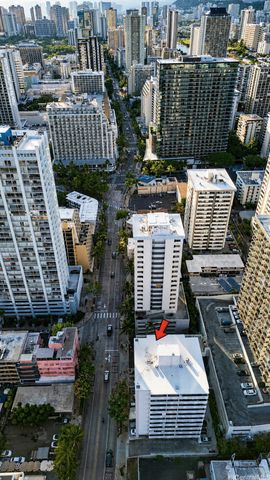 2442 Kuhio Avenue 1101, Honolulu, HI 96815