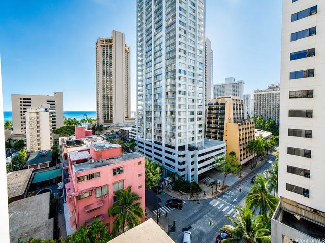 2442 Kuhio Avenue 1101, Honolulu, HI 96815