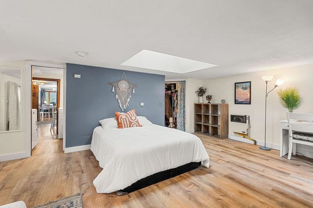 256 E Dunstable Road, Nashua, NH 03062