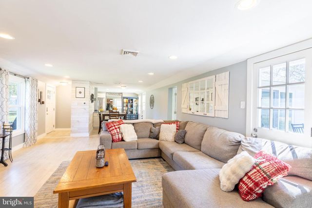 1023 LANSDALE AVE, Lansdale, PA 19446