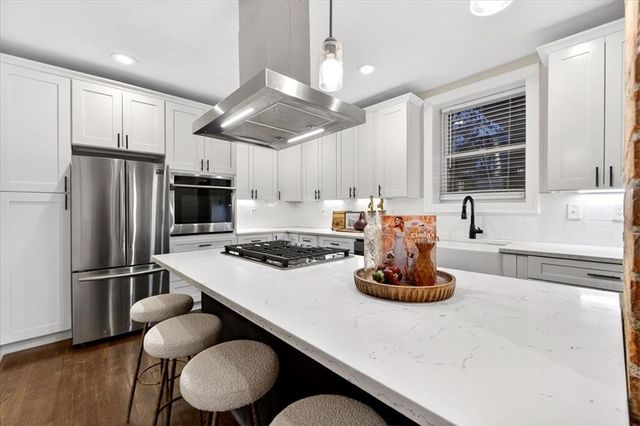 7414 Jarboe Street, Kansas City, MO 64114