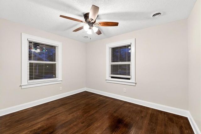 7414 Jarboe Street, Kansas City, MO 64114