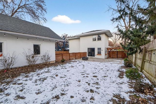 7414 Jarboe Street, Kansas City, MO 64114