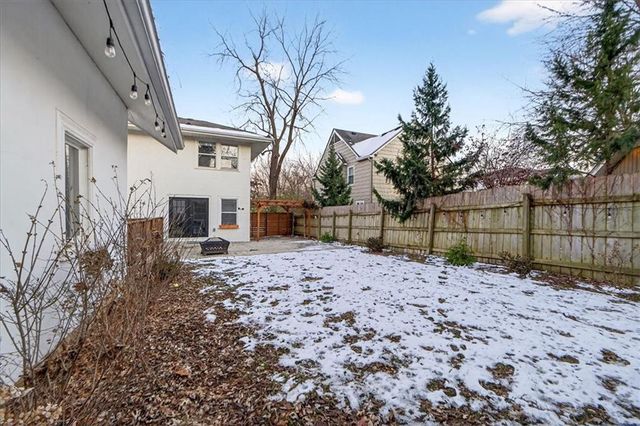 7414 Jarboe Street, Kansas City, MO 64114