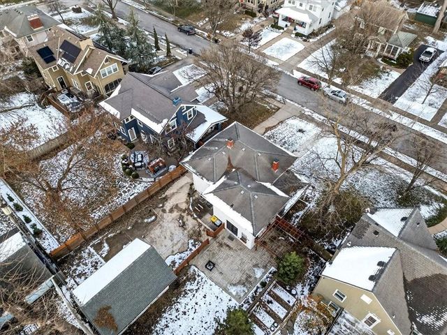 7414 Jarboe Street, Kansas City, MO 64114