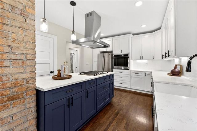 7414 Jarboe Street, Kansas City, MO 64114