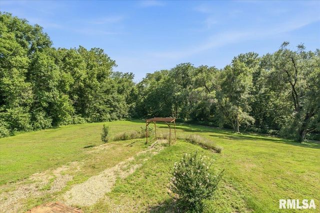 5260 RIVER VIEW Road, Riverton, IL 62561