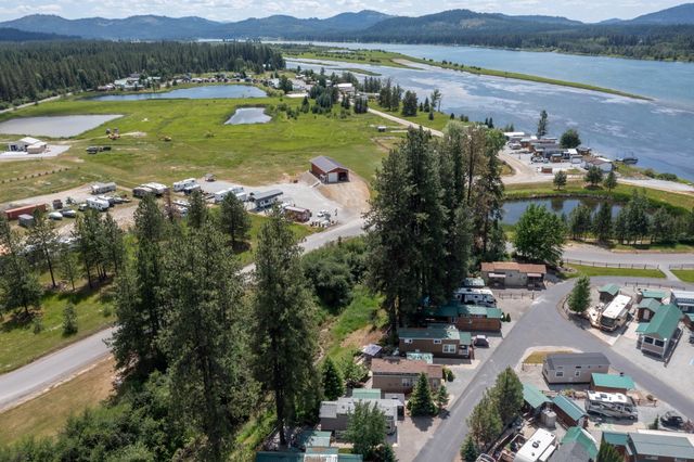 137 S TALL PINE Loop, Usk, WA 99180