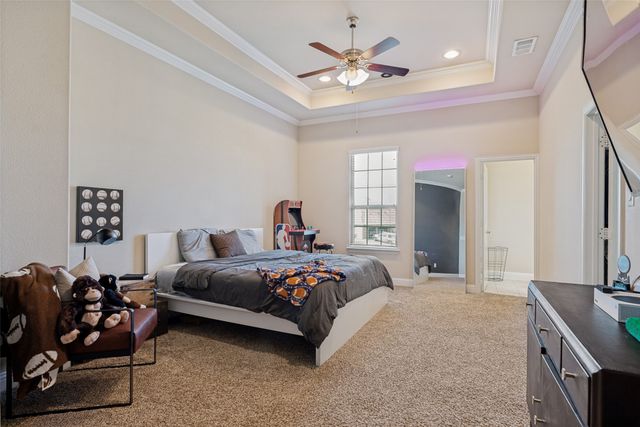 1212 Karsten Ridge Pass, Gunter, TX 75058