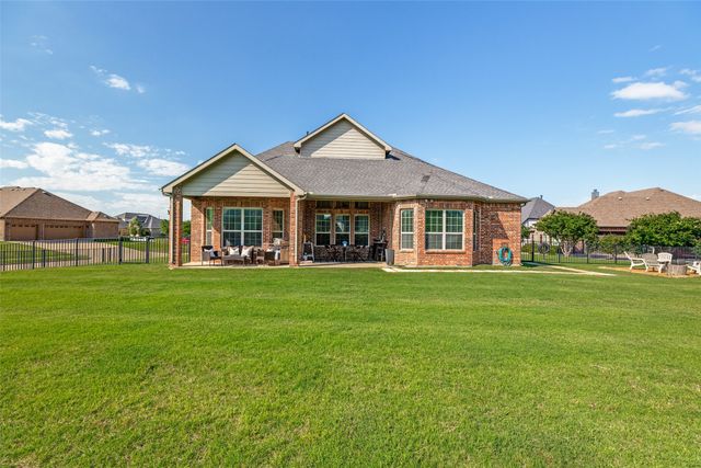 1212 Karsten Ridge Pass, Gunter, TX 75058