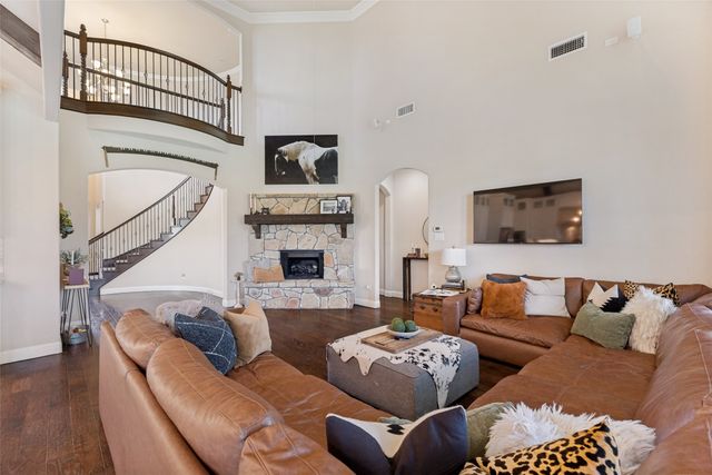 1212 Karsten Ridge Pass, Gunter, TX 75058