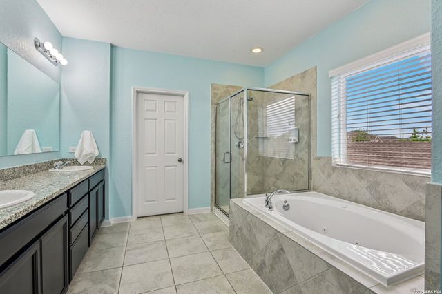 8720 Stackstone, Schertz, TX 78154