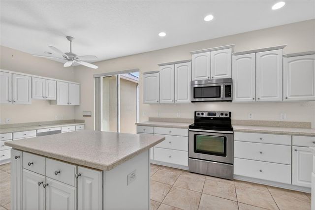 2970 FISHER AVENUE, The Villages, FL 32163