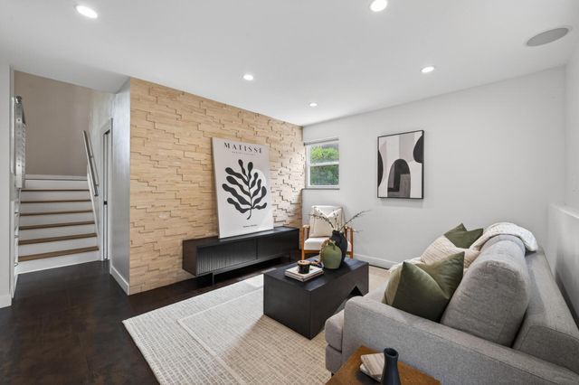 2506 Beverly Road, Saint Paul, MN 55104